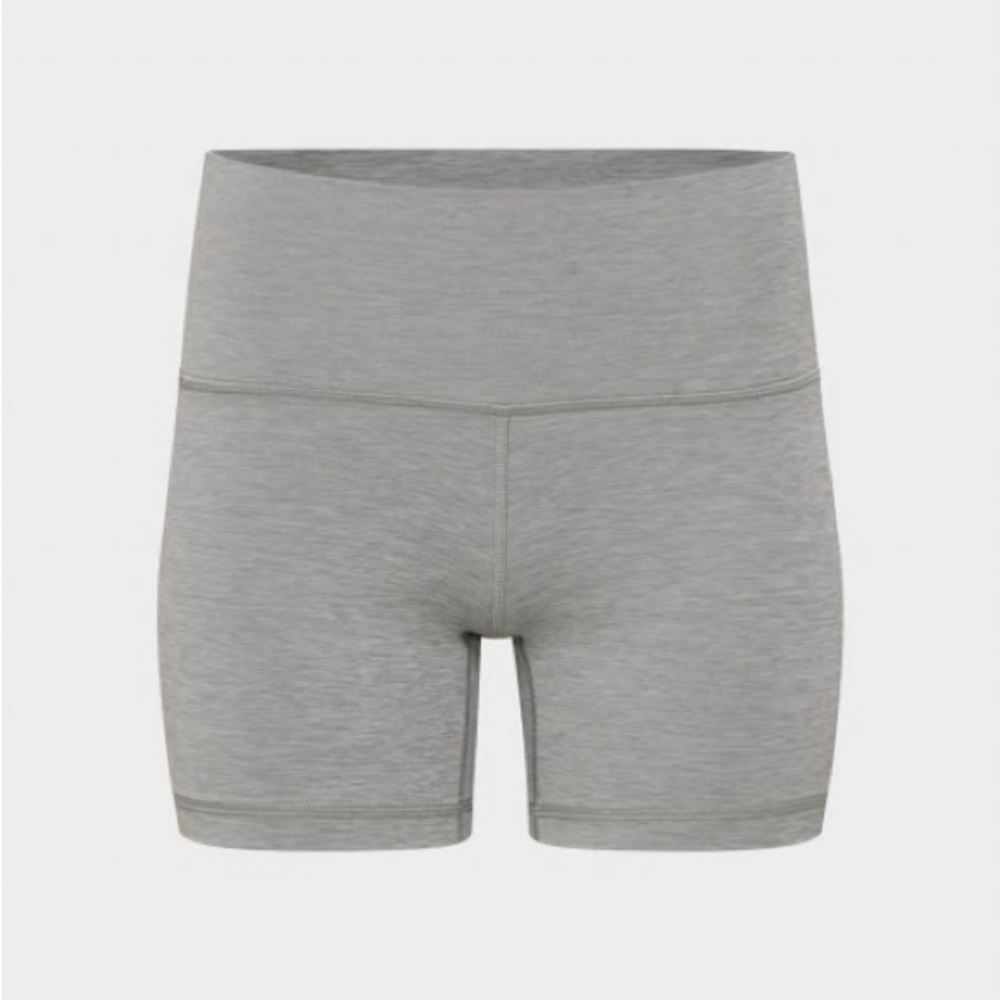 NWT - ARITZIA Golden - BUTTER New Cheeky Hi-Rise 5" Short in Heather Dover Grey